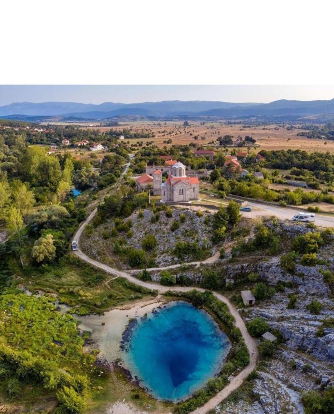 Bed and Breakfast Mare Vrlika Exterior foto